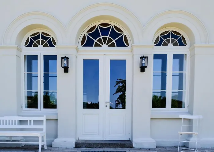 Gutshaus Kvh Priwall *